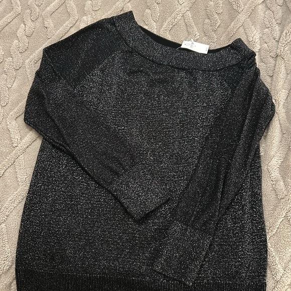 Asymmetrical knit top - Picture 2 of 2